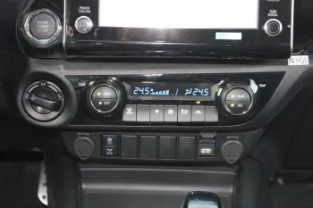 TOYOTA HILUX 2.8L DIESEL DOUBLE CAB 4WD GR SPORT 2024 MODEL YEAR