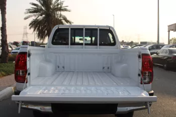 TOYOTA HILUX 2.4L DIESEL DOUBLE CAB 4WD DLX-E MANUAL 2024 MODEL YEAR