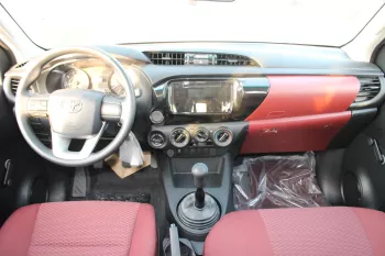 TOYOTA HILUX 2.4L DIESEL DOUBLE CAB 4WD DLX-E MANUAL 2024 MODEL YEAR