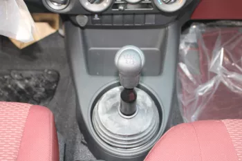 TOYOTA HILUX 2.4L DIESEL DOUBLE CAB 4WD DLX-E MANUAL 2024 MODEL YEAR