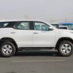 TOYOTA FORTUNER 2.7L PETROL GRADE E1 2024 MODEL YEAR WHITE COLOR - Thumbnail 3
