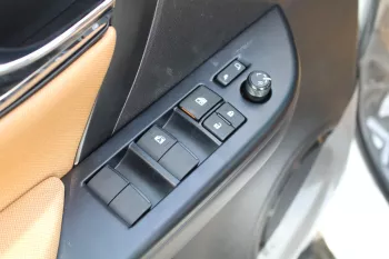 TOYOTA FORTUNER 2.7L PETROL GRADE E1 2024 MODEL YEAR WHITE COLOR