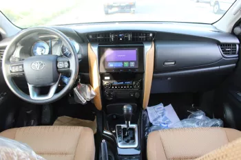 TOYOTA FORTUNER 2.7L PETROL GRADE E1 2024 MODEL YEAR WHITE COLOR