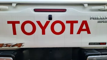 TOYOTA HILUX 2.4L DIESEL 4X4 MANUAL 2023 MODEL YEAR