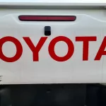 TOYOTA HILUX 2.4L DIESEL 4X4 MANUAL 2023 MODEL YEAR - Thumbnail 7