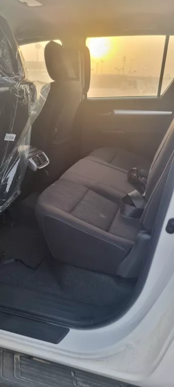 TOYOTA HILUX 2.4L DIESEL 4X4 MANUAL 2023 MODEL YEAR