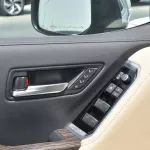 Toyota Land Cruiser VXR 3.3L 2023 Model Year White Color - Thumbnail 19