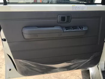 TOYOTA LAND CRUISER 79 DIESEL DOUBLE CAB MANUAL 2024 MODEL YEAR