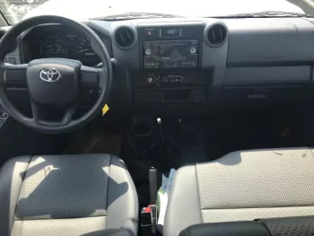 TOYOTA LAND CRUISER 79 DIESEL DOUBLE CAB MANUAL 2024 MODEL YEAR