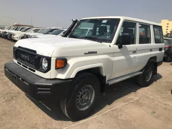 TOYOTA LAND CRUISER 76 DIESEL MANUAL 2024 MODEL YEAR