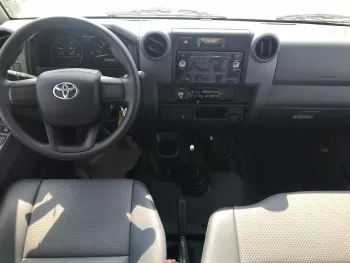 TOYOTA LAND CRUISER 76 DIESEL MANUAL 2024 MODEL YEAR