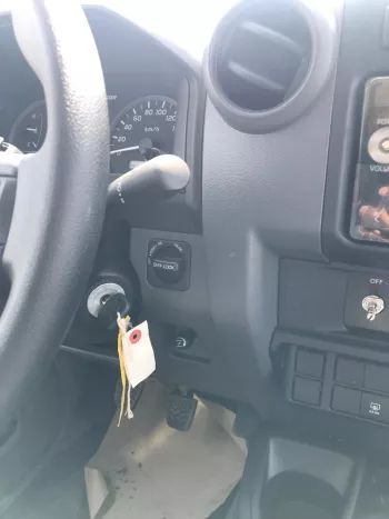 TOYOTA LAND CRUISER 76 DIESEL MANUAL 2024 MODEL YEAR