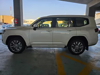 Toyota Land Cruiser 4.0 GXR 2024 Model Year White Color