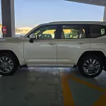 Toyota Land Cruiser 4.0 GXR 2024 Model Year White Color - Thumbnail 3
