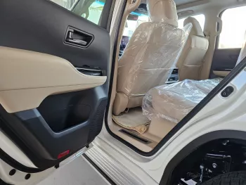 Toyota Land Cruiser 4.0 GXR 2024 Model Year White Color