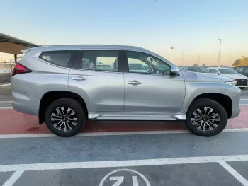 MITSUBISHI PAJERO SPORTS