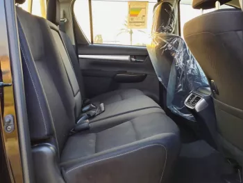 TOYOTA HILUX PETROL 2024 MODEL YEAR D/CAB 4.0L V6 SR5 A/T