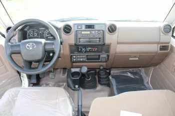 2024 TOYOTA LANDCRUISER 78 HARD TOP 4.5L V8 DIESEL MANUAL