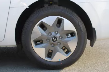 HYUNDAI STARIA 2025 MODEL YEAR 2.2L DIESEL 11 SEATER PREMIER