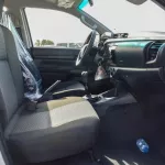TOYOTA HILUX 2.4L PETROL MANUAL TRANSMISSION 2024 MODEL YEAR - Thumbnail 13