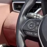 TOYOTA COROLLA CROSS 1.8L HYBRID 2024 MODEL YEAR - Thumbnail 9