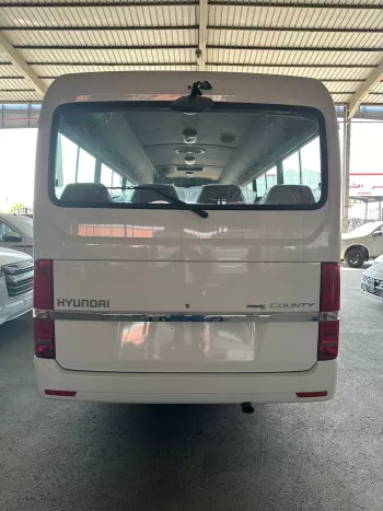HYUNDAI COUNTY 3.9L DIESEL 26 SEATER MANUAL 2024 MODEL YEAR