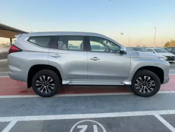 MITSUBISHI PAJERO SPORTS PETROL 4X4