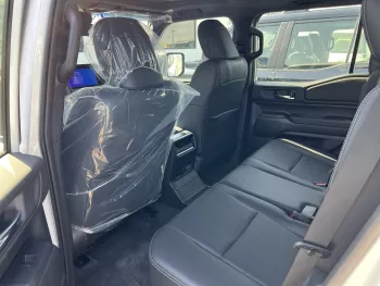 Toyota Prado LC250 VX 2.4L High Options 2024 Model Year