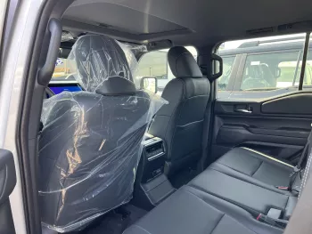 Toyota Prado LC250 VX 2.4L High Options 2024 Model Year