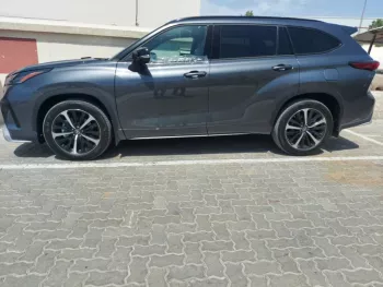 TOYOTA HIGHLANDER 3.5 PETROL XSE TOP MODEL 2022