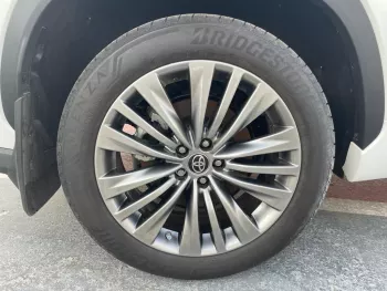 TOYOTA HIGHLANDER PLATINUM 3.5L PETROL FULL OPTION 2022 MODEL