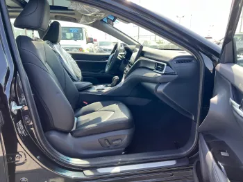 TOYOTA CAMRY GLE-X 2.5L PETROL WITH HUD 2024 MODEL YEAR
