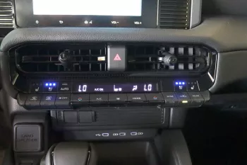 TOYOTA PRADO 2.7L PETROL 4WD LIMITED 2024 MODEL YEAR