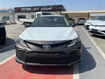 TOYOTA CAMRY 2.5L GLE PETROL MID OPTION 2022MY