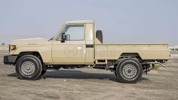 TOYOTA LAND CRUISER PICK UP LC79SC PETROL 2024 MODEL YEAR BEIGE COLOR