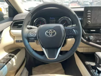 TOYOTA CAMRY 2.5L GLE PETROL MID OPTION 2022MY