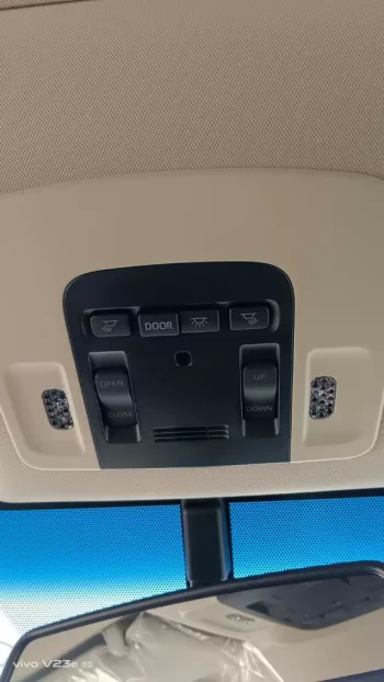 TOYOTA CAMRY 2.5L GLE PETROL MID OPTION 2022MY