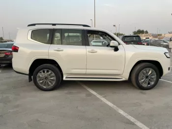 TOYOTA LAND CRUISER 3.5L PETROL VX+ FULL OPTION