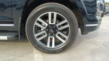 TOYOTA 4RUNNER LIMITED PETROL AWD EXPORT AND LOCAL 2023MY
