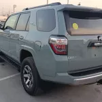 TOYOTA 4RUNNER TRD OFF ROAD 4.0L PETROL EXPORT AND LOCAL 2023MY - Thumbnail 4