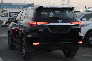 TOYOTA FORTUNER 2.4L DIESEL 7P COMFORT 2024 MODEL YEAR