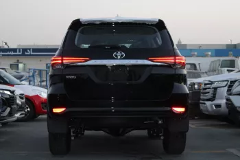 TOYOTA FORTUNER 2.4L DIESEL 7P COMFORT 2024 MODEL YEAR