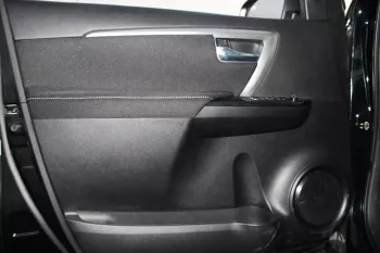 TOYOTA FORTUNER 2.4L DIESEL 7P COMFORT 2024 MODEL YEAR