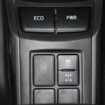 TOYOTA FORTUNER 2.4L DIESEL 7P COMFORT 2024 MODEL YEAR - Thumbnail 9