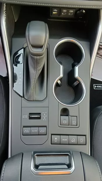 TOYOTA HIGHLANDER LE 3.5L PETROL 2022 MODEL