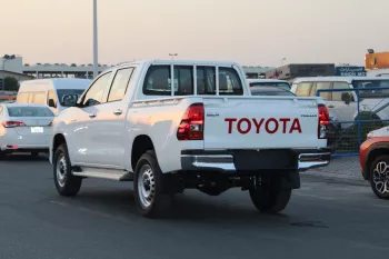 TOYOTA HILUX 2025 MODEL YEAR 2.7L PETROL 4WD DOUBLE CAB DLX-G