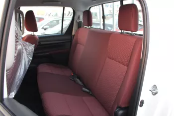 TOYOTA HILUX 2025 MODEL YEAR 2.7L PETROL 4WD DOUBLE CAB DLX-G
