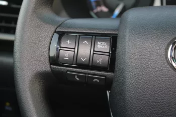 TOYOTA HILUX 2025 MODEL YEAR 4.0L V6 PETROL DOUBLE CAB ADVENTURE