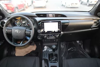 TOYOTA HILUX 2025 MODEL YEAR 4.0L V6 PETROL DOUBLE CAB ADVENTURE