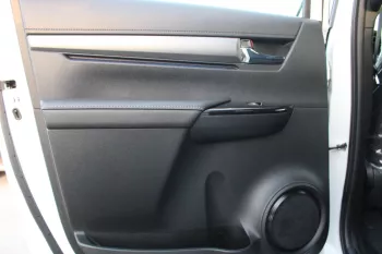 TOYOTA HILUX 2025 MODEL YEAR 4.0L V6 PETROL DOUBLE CAB ADVENTURE